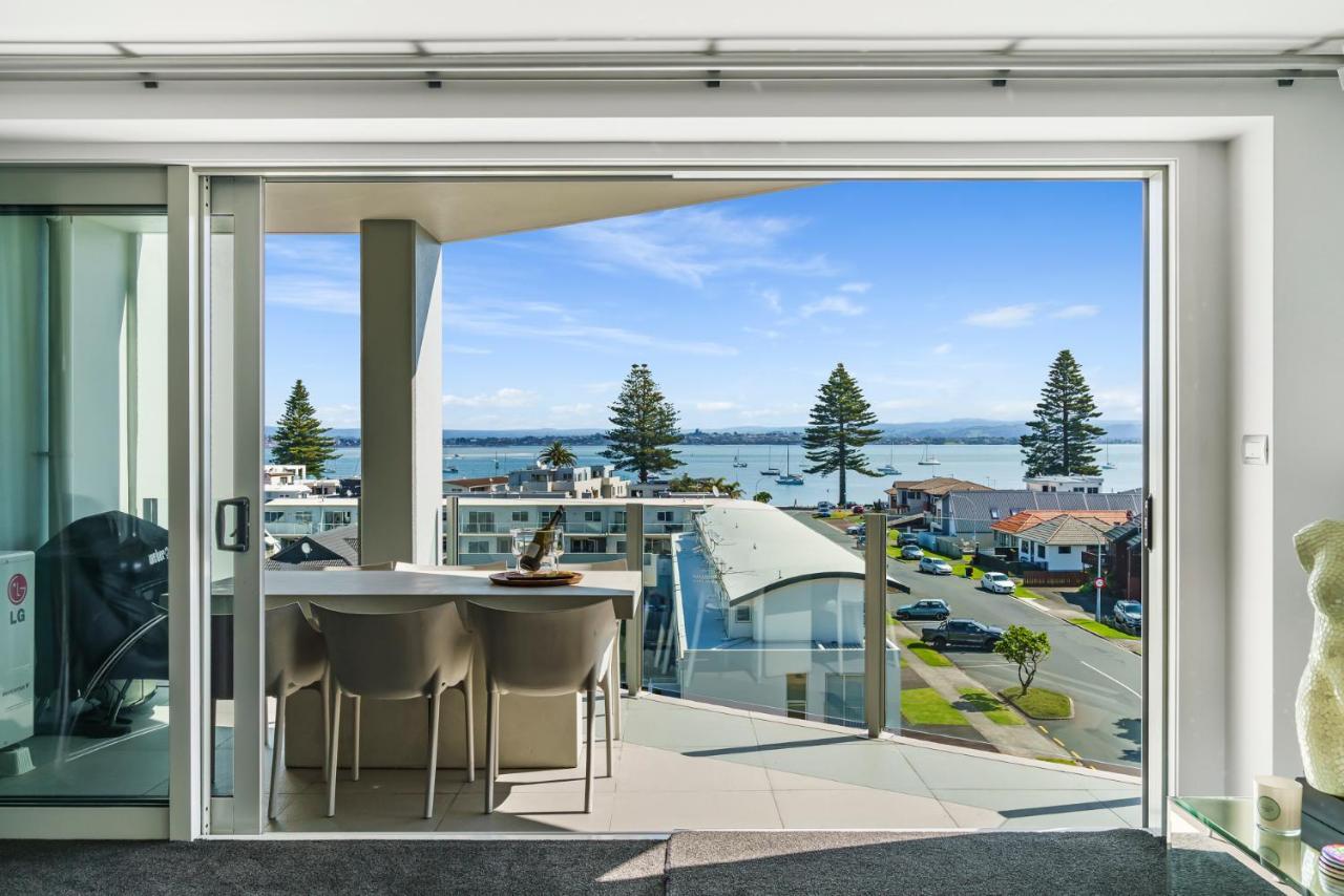 Luxury At The Caymans Apartment Mount Maunganui Bagian luar foto