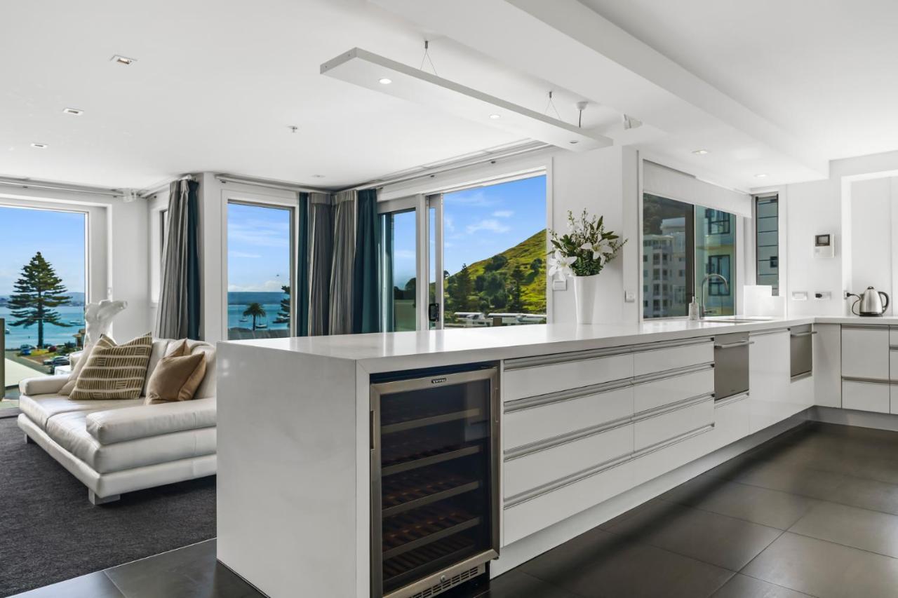 Luxury At The Caymans Apartment Mount Maunganui Bagian luar foto